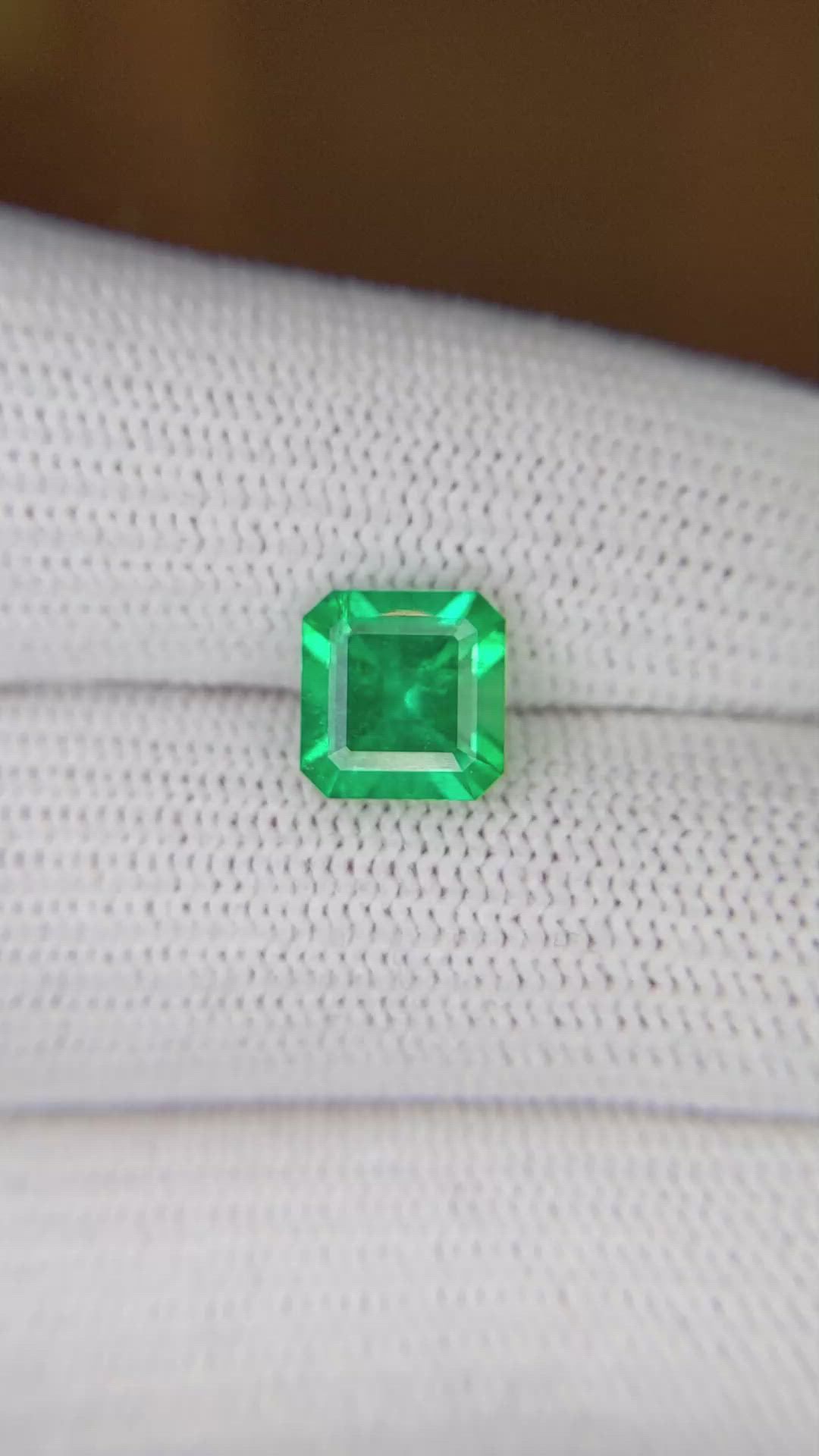 1.92 Ct. Emerald from Colombia Size Video