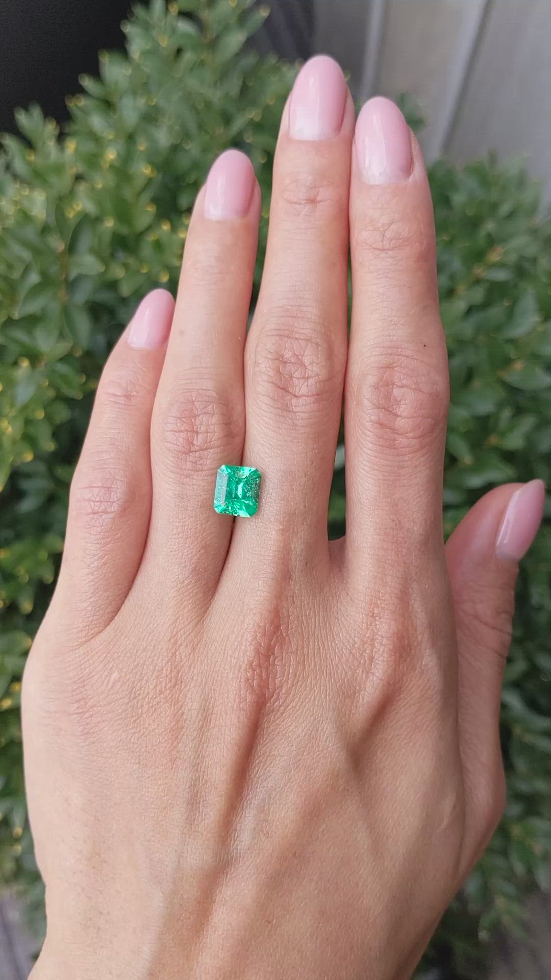 1.92 Ct. Emerald from Colombia Size Video