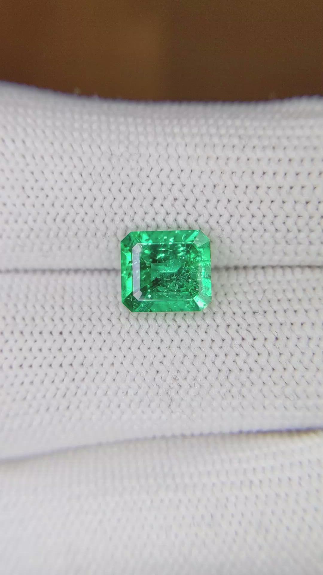 1.92 Ct. Emerald from Colombia Size Video