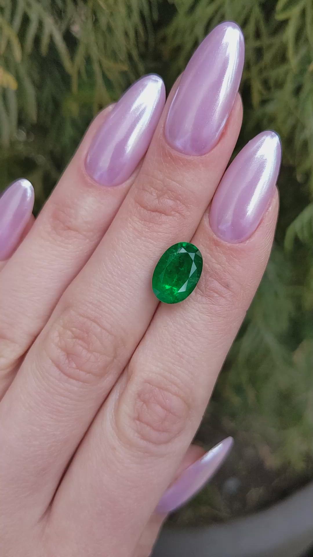 4.33 Ct. Emerald from Zambia Size Video