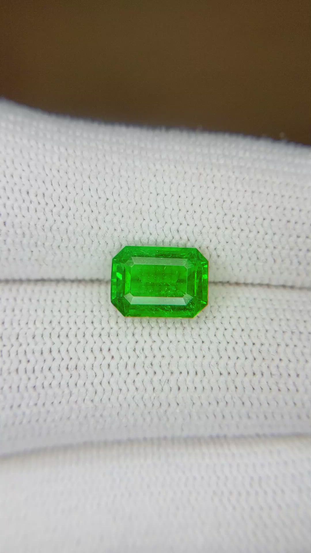2.17 Ct. Emerald from Zambia Size Video