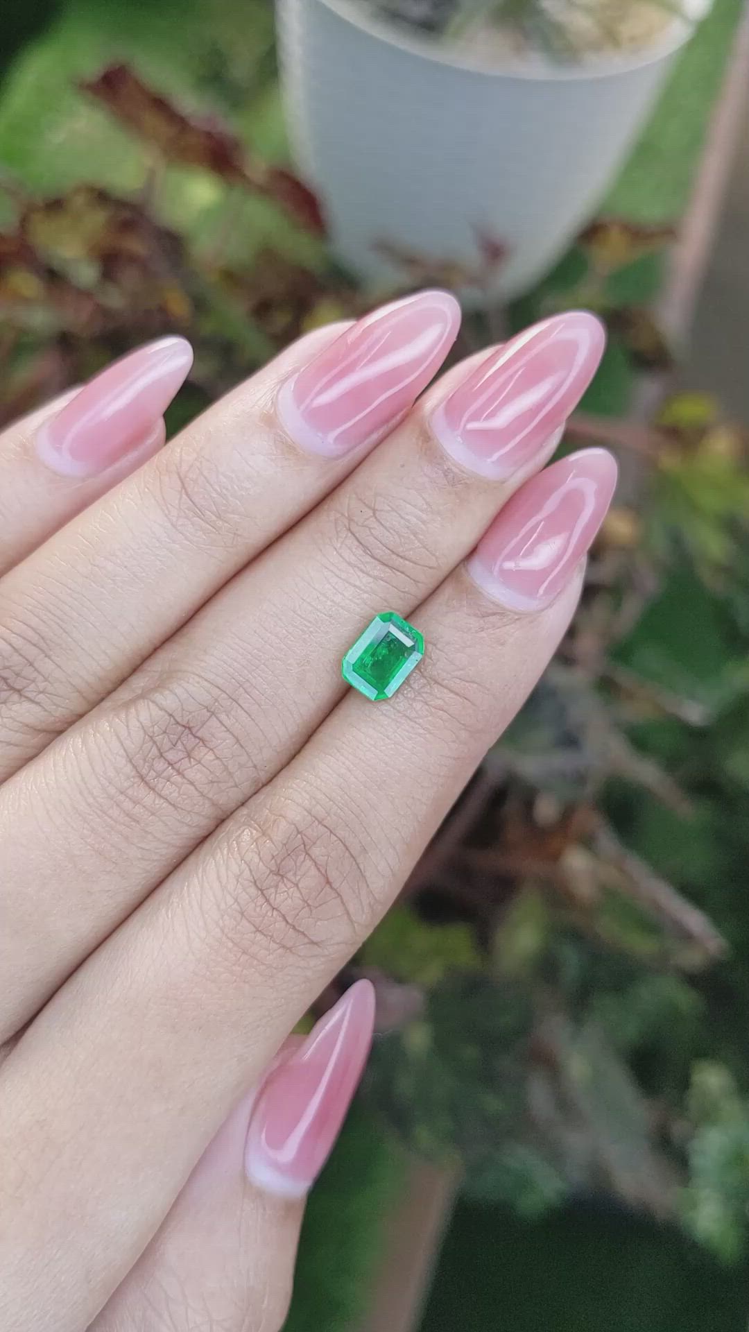 1.03 Ct. Emerald from Colombia Size Video
