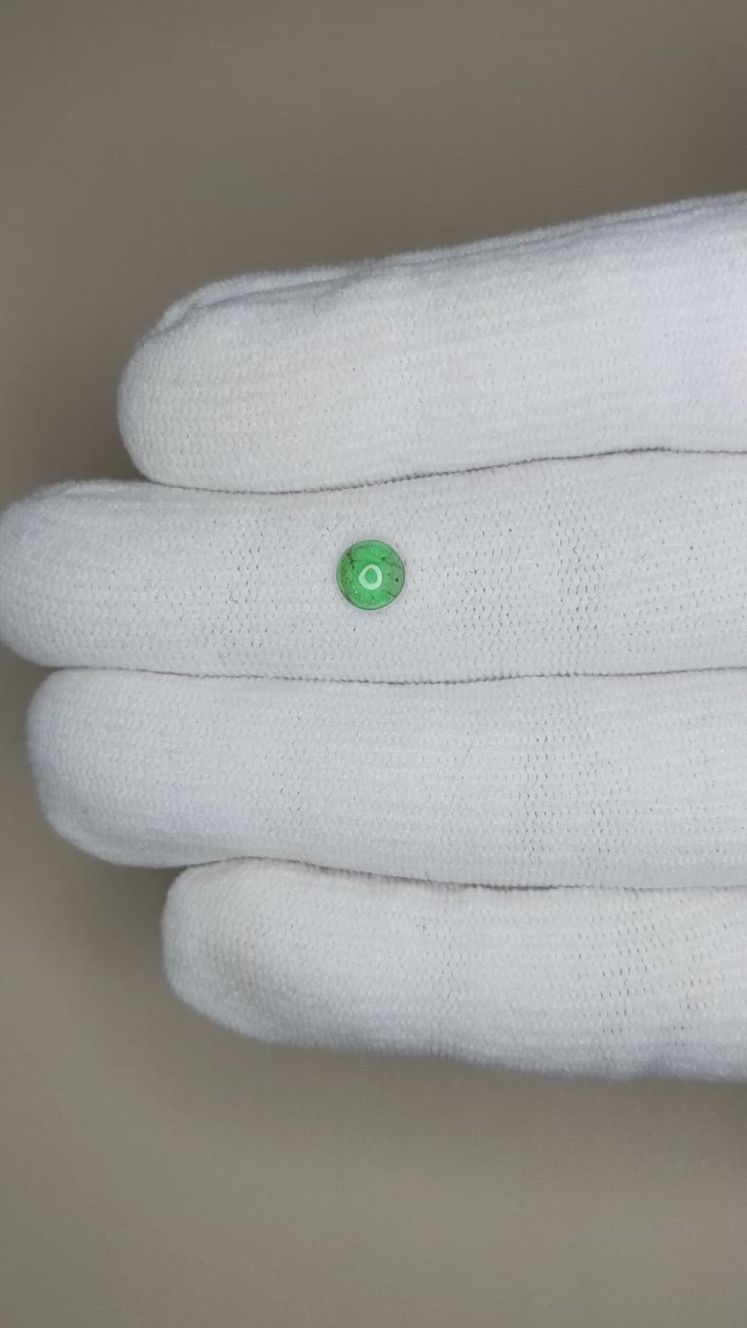 0.50 Ct. Cabochon Emerald from Zambia Size Video