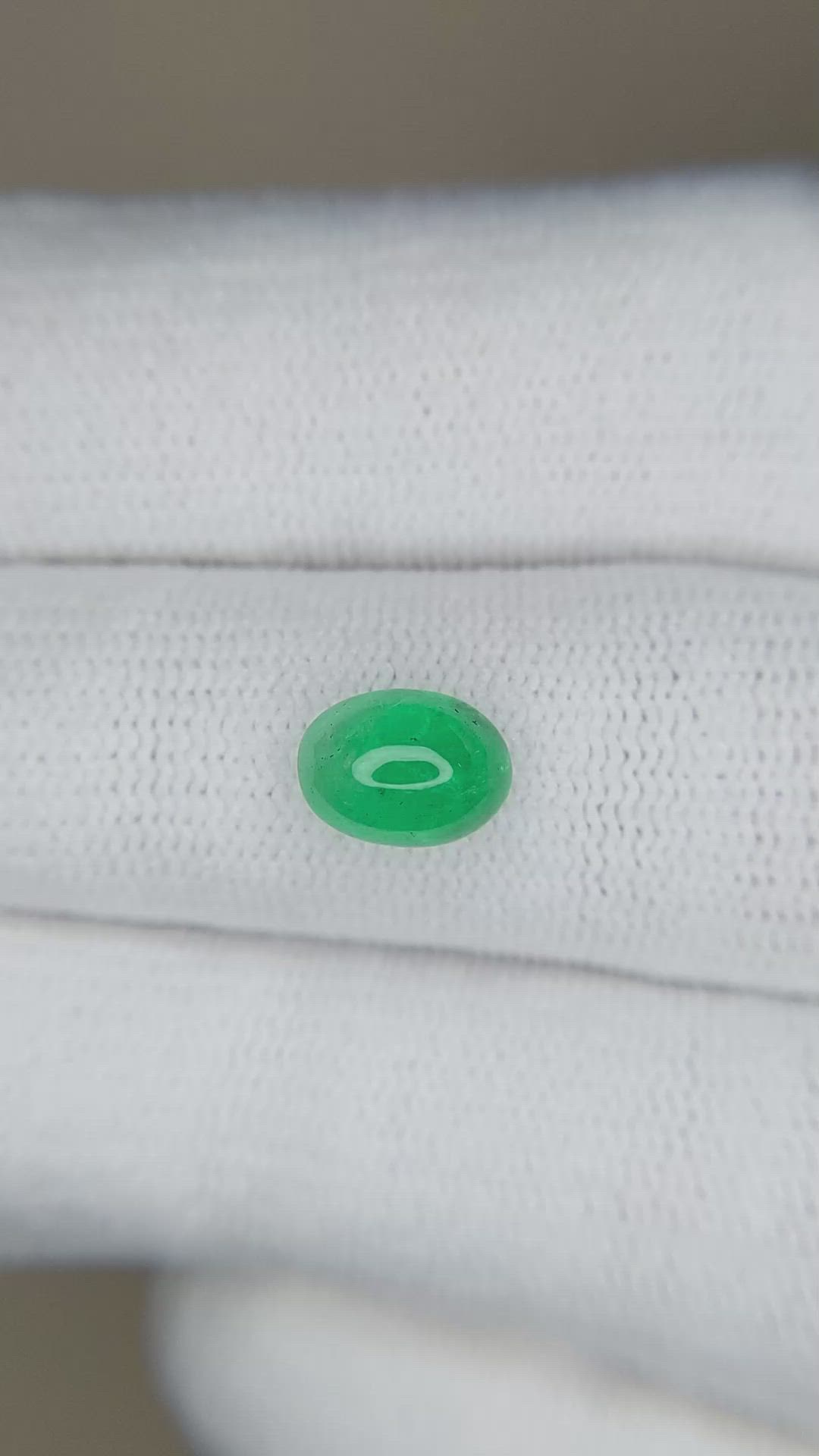 1.32 Ct. Cabochon Emerald from Zambia Size Video
