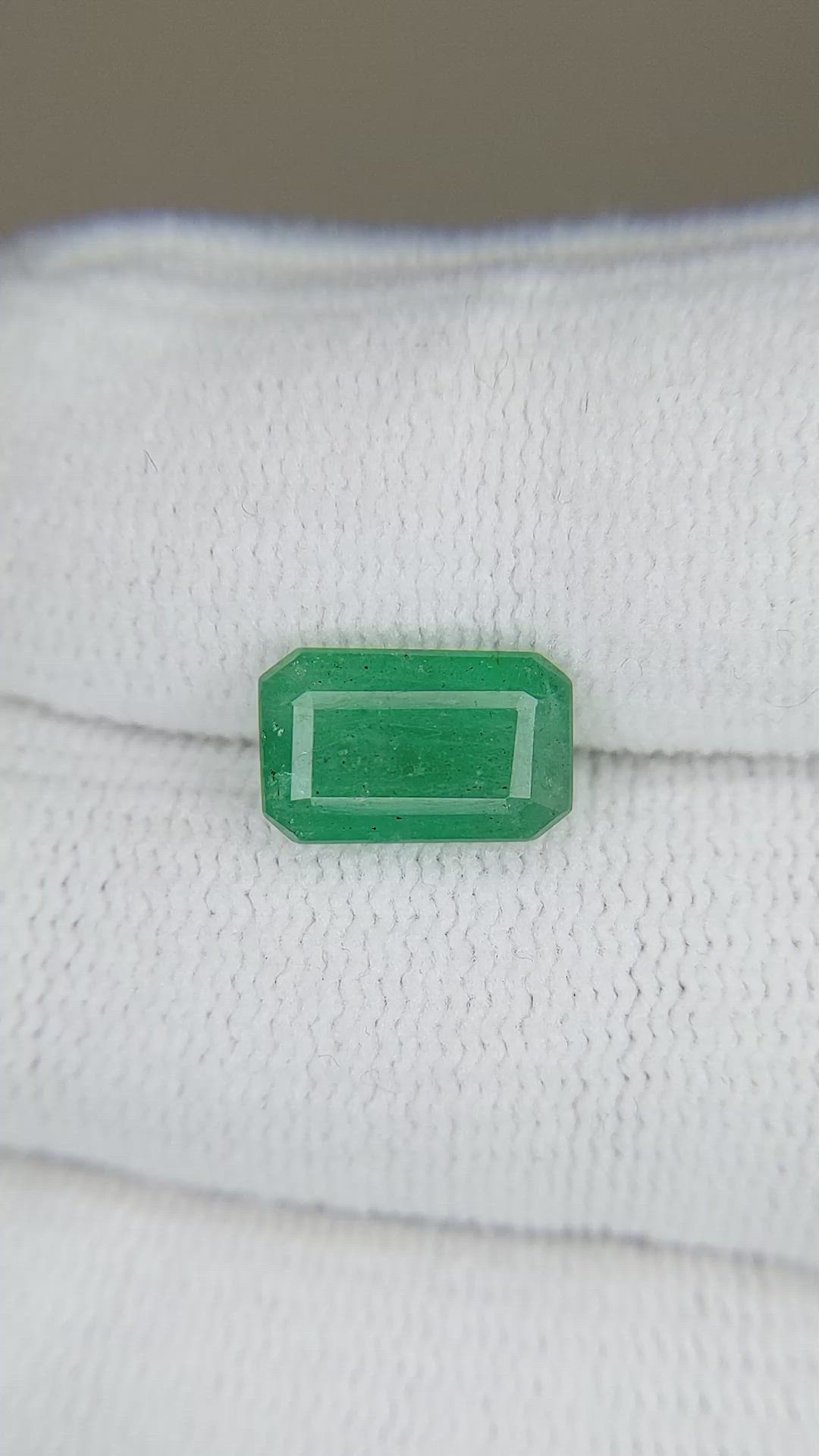 2.39 Ct. Emerald from Zambia Size Video