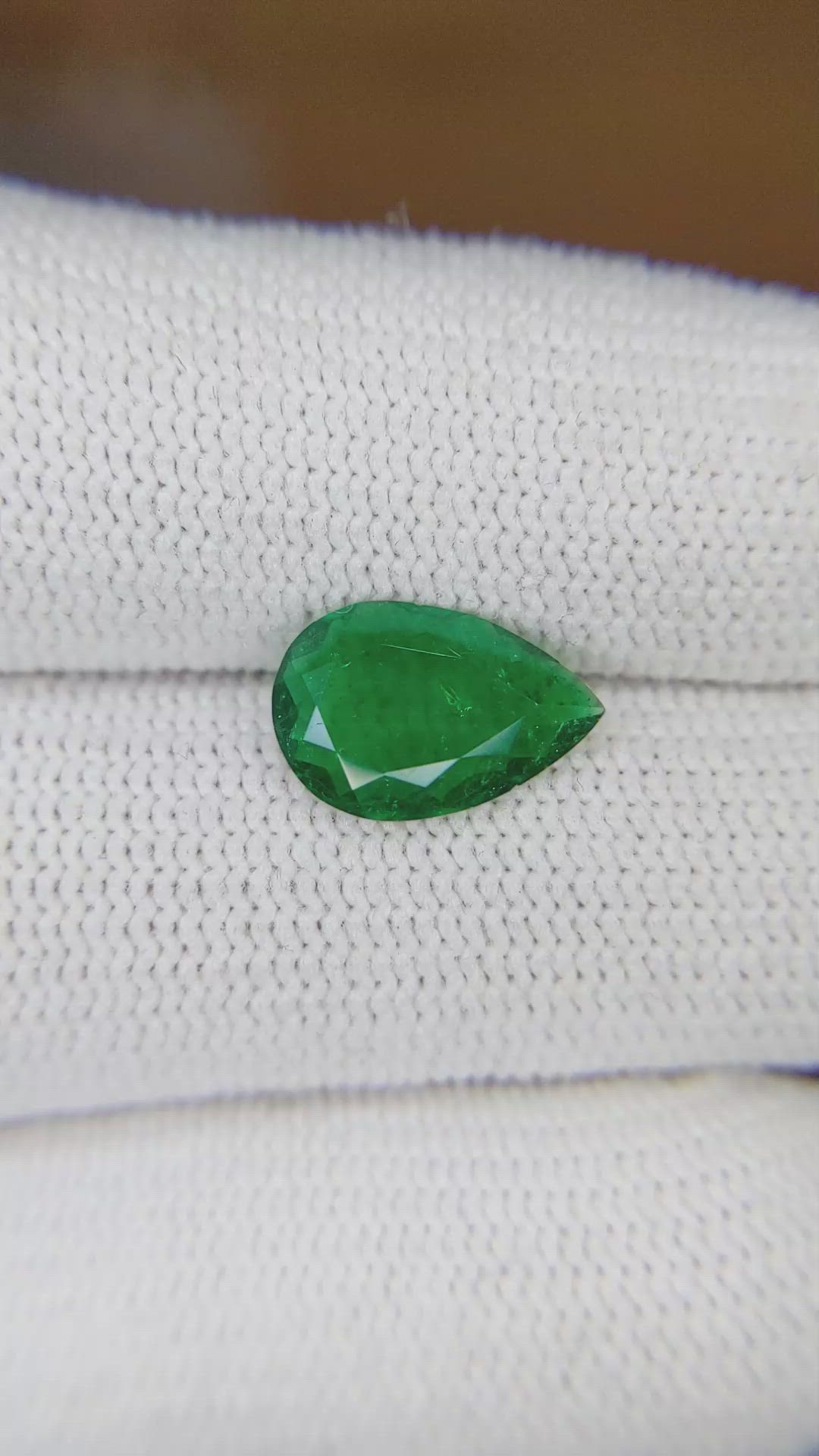 1.37 Ct. Emerald from Colombia Size Video