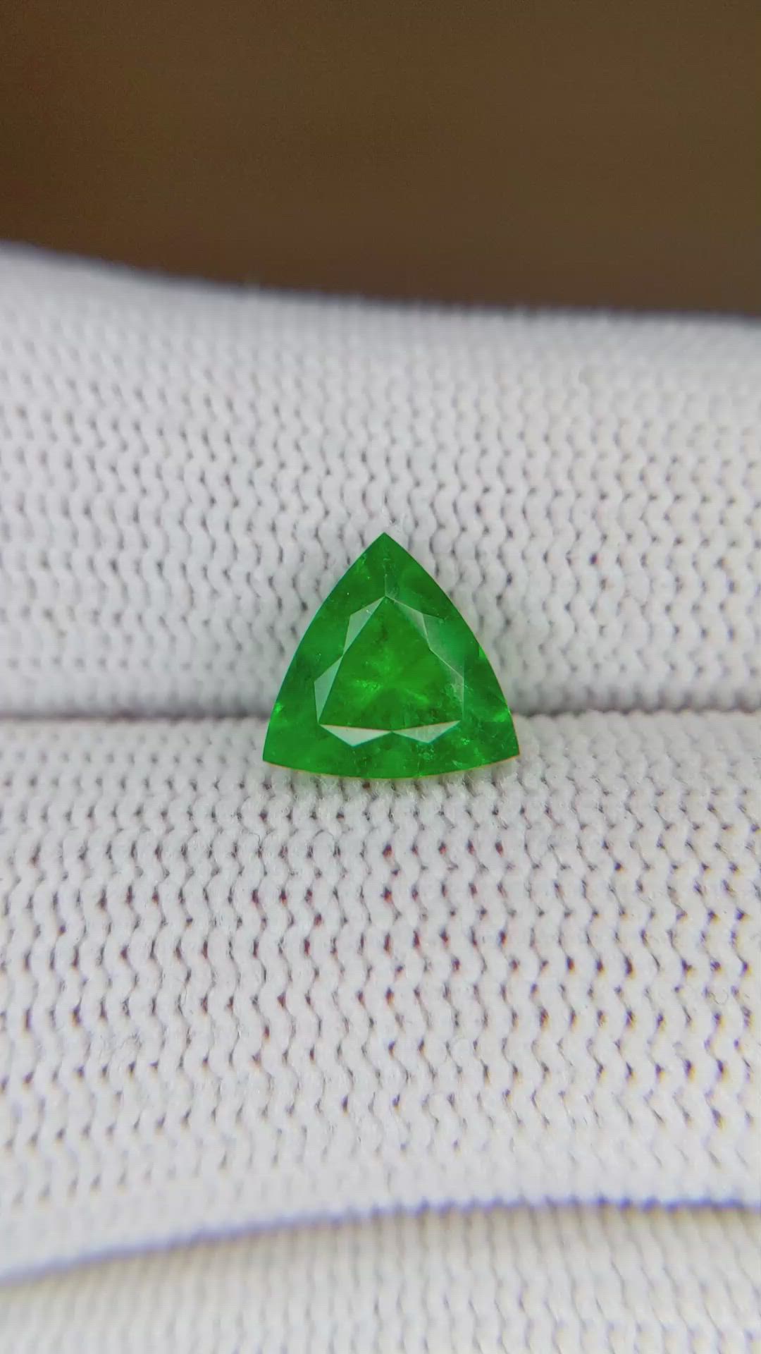 1.29 Ct. Emerald from Colombia Size Video