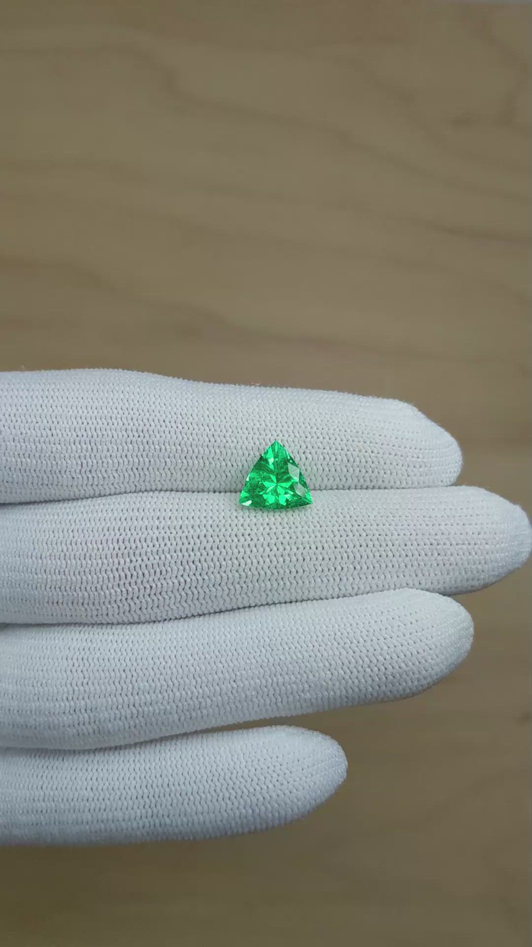 1.85 Ct. Emerald from Colombia Size Video
