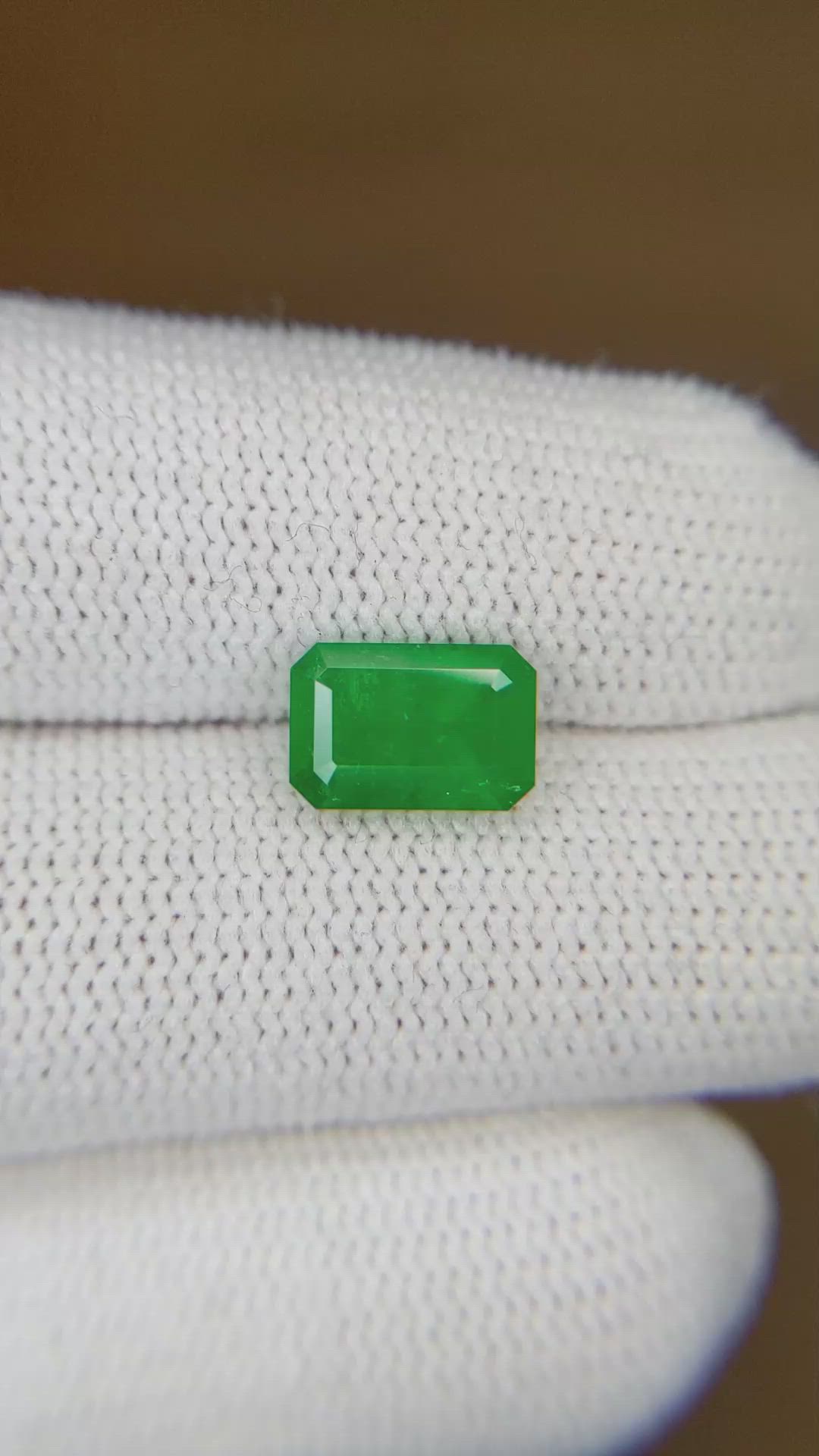 1.60 Ct. Emerald from Colombia Size Video