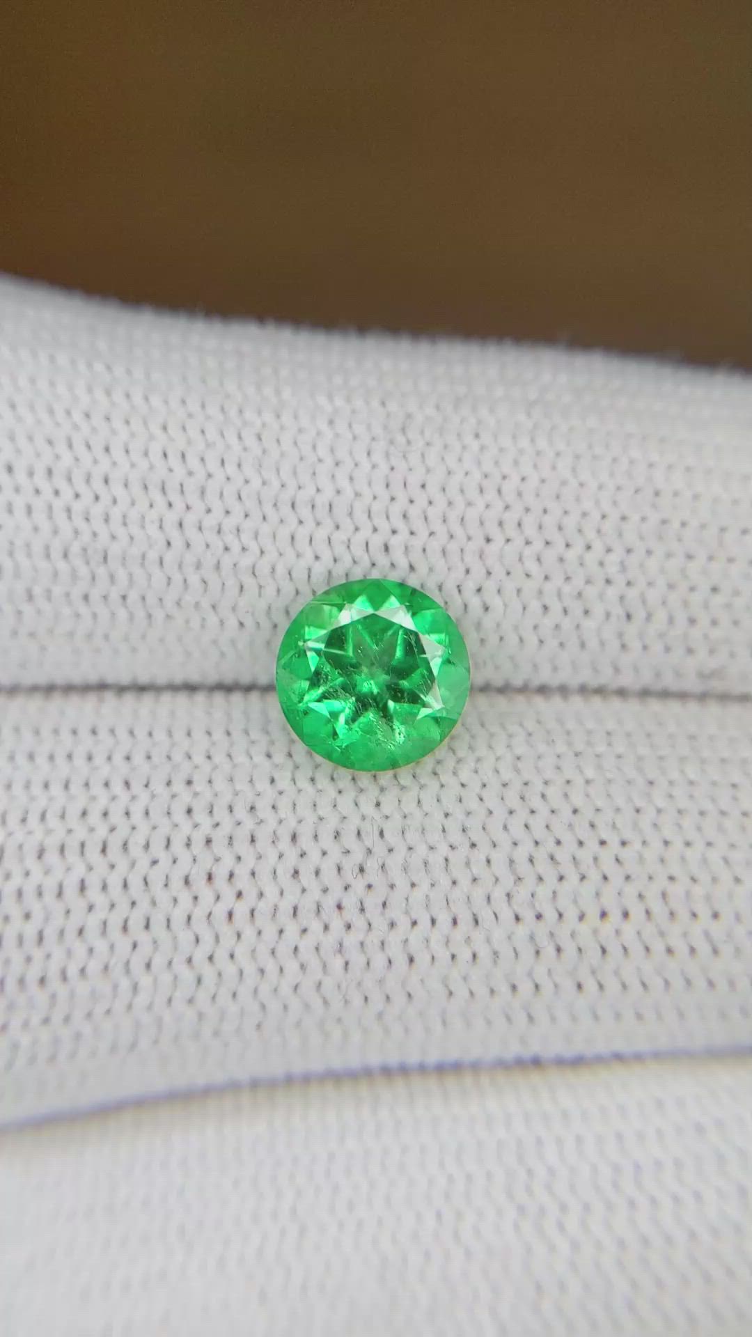1.55 Ct. Emerald from Colombia Size Video