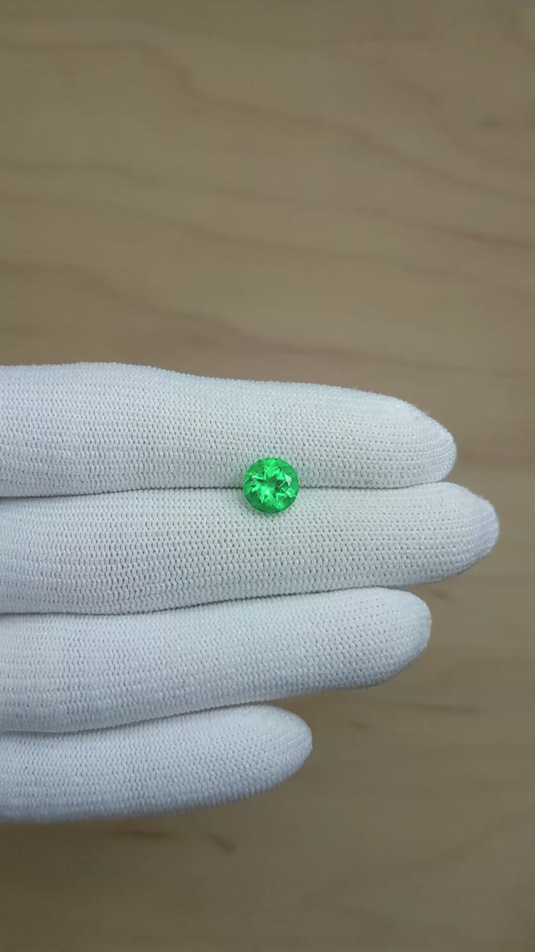 1.55 Ct. Emerald from Colombia Size Video