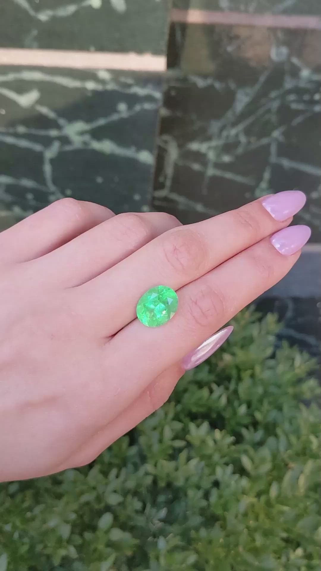 7.24 Ct. Emerald from Colombia Size Video