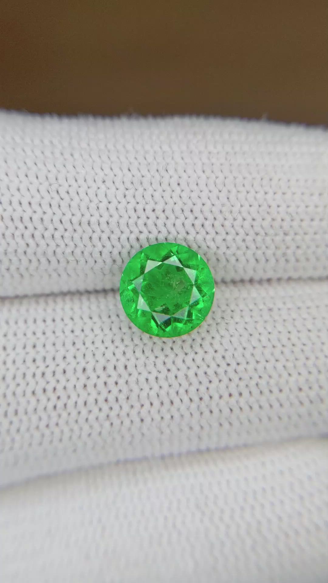 1.77 Ct. Emerald from Colombia Size Video