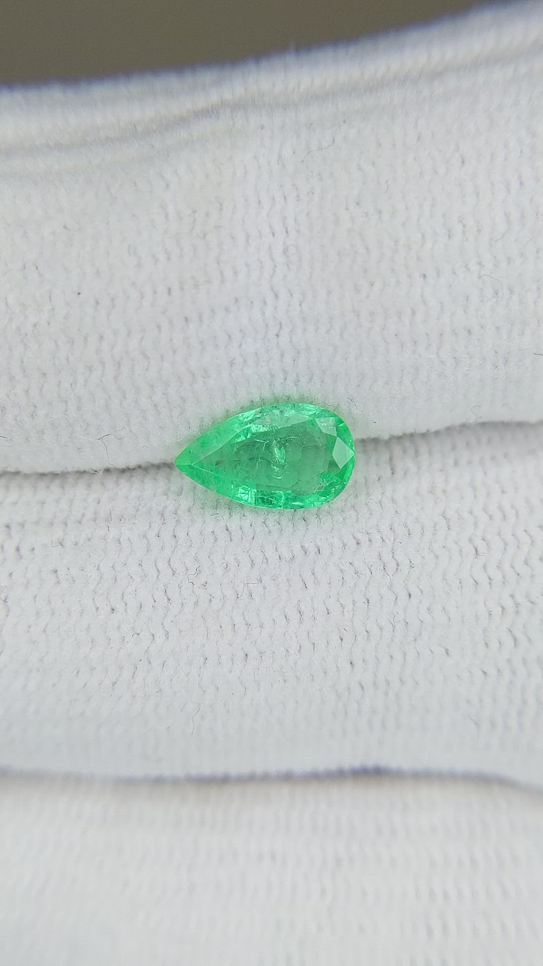 0.87 Ct. Emerald from Zambia Size Video