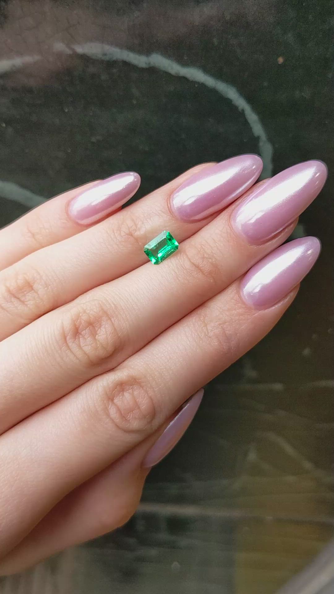 1.00 Ct. Emerald from Colombia Size Video