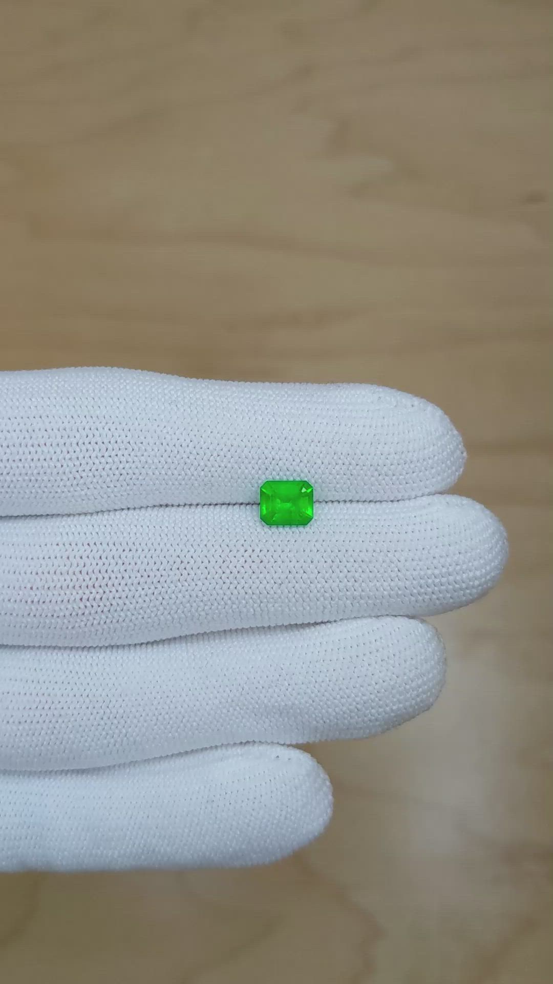 1.04 Ct. Emerald from Colombia Size Video