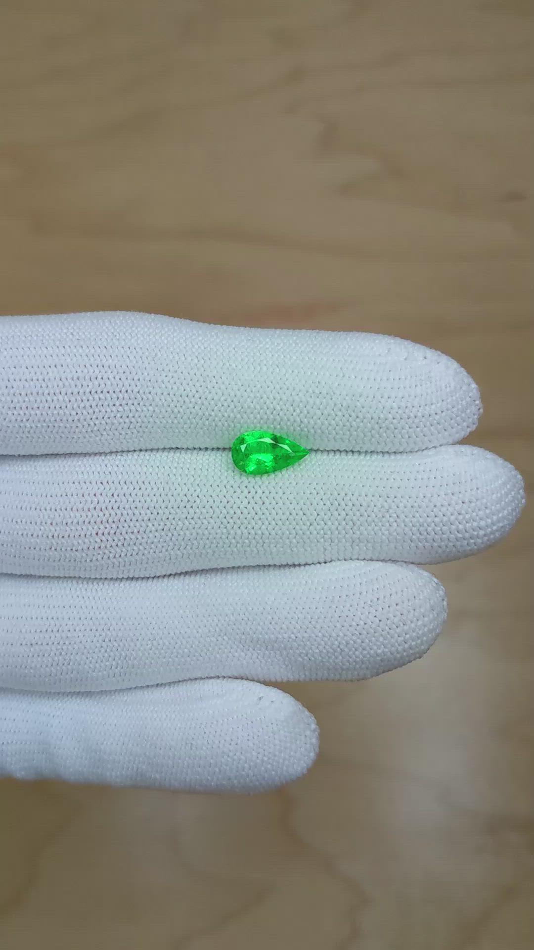 1.04 Ct. Emerald from Colombia Size Video