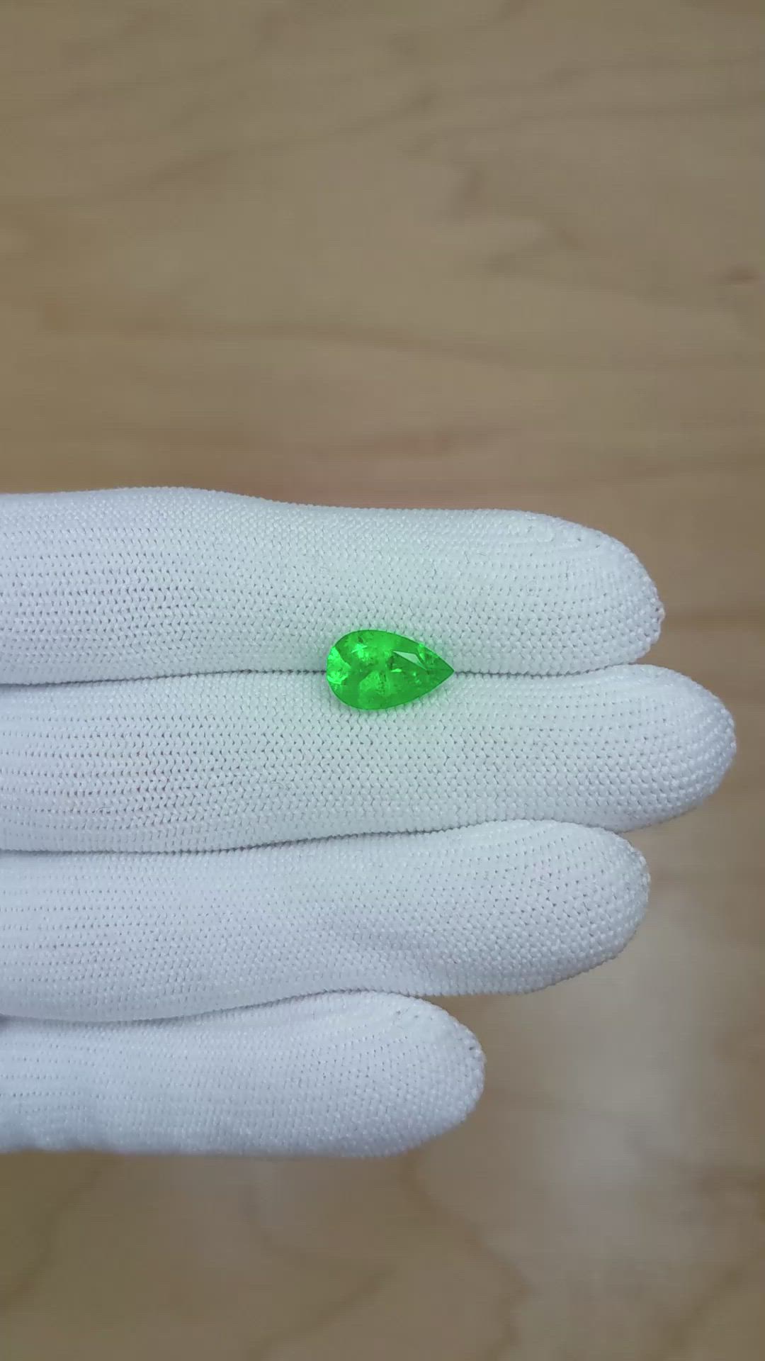 2.23 Ct. Emerald from Colombia Size Video