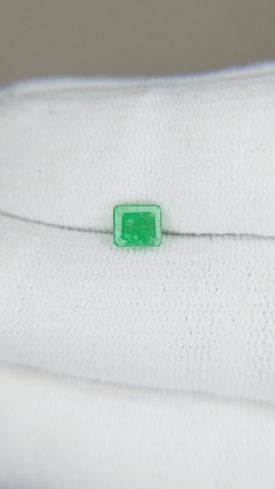0.65 Ct. Emerald from Zambia Size Video