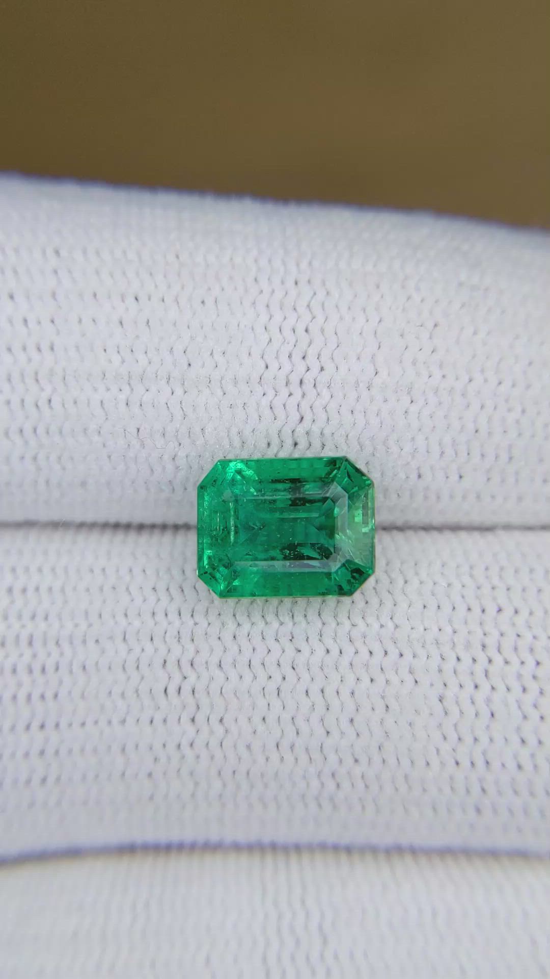 2.76 Ct. Emerald from Zambia Size Video