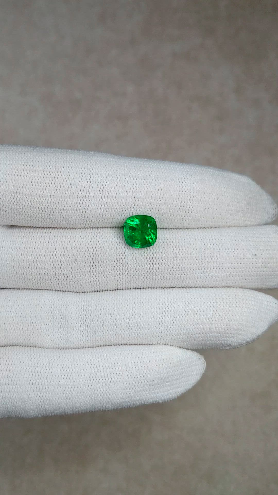 2.82 Ct. Emerald from Zambia Size Video