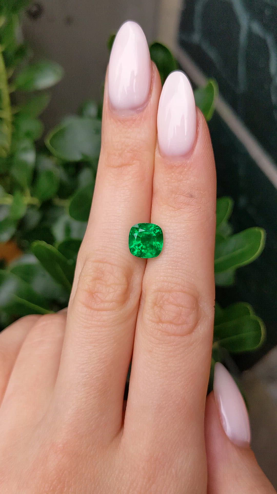 2.82 Ct. Emerald from Zambia Size Video