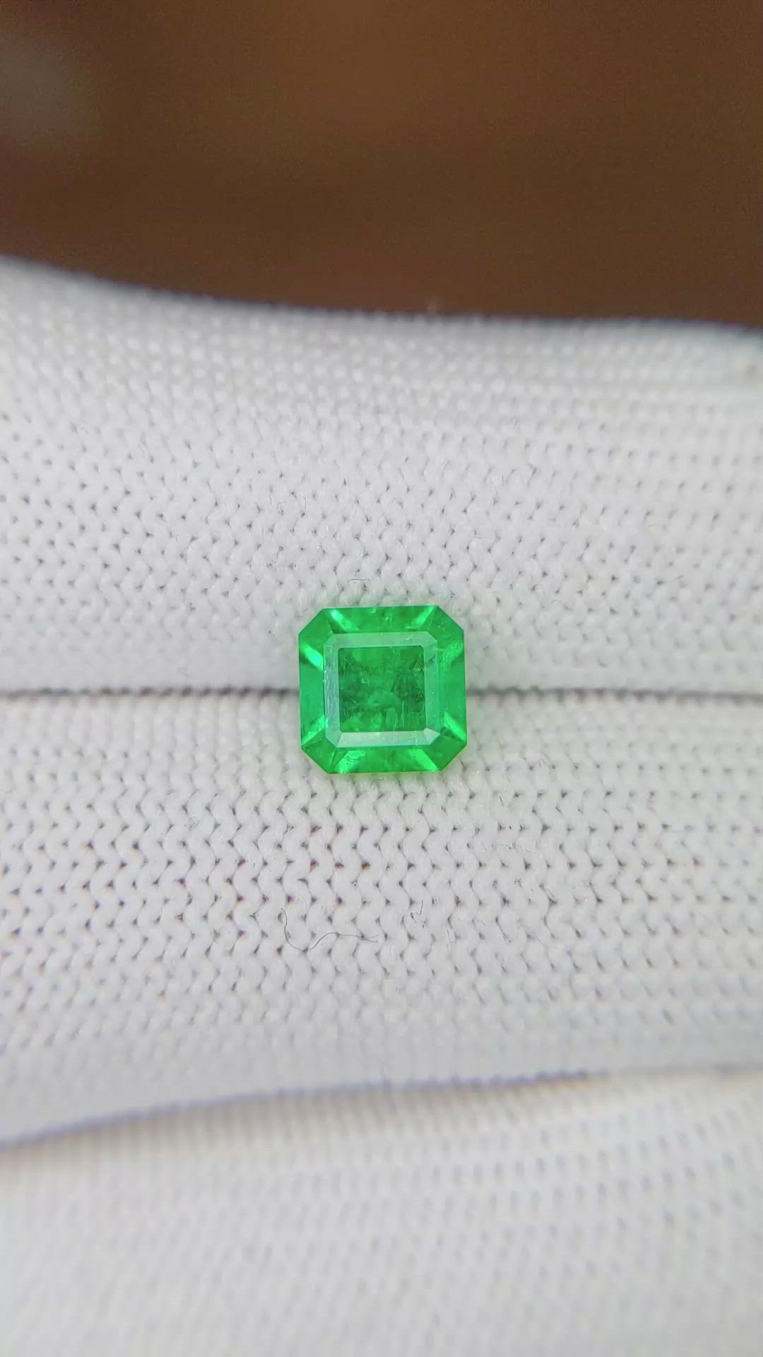 1.23 Ct. Emerald from Colombia Size Video