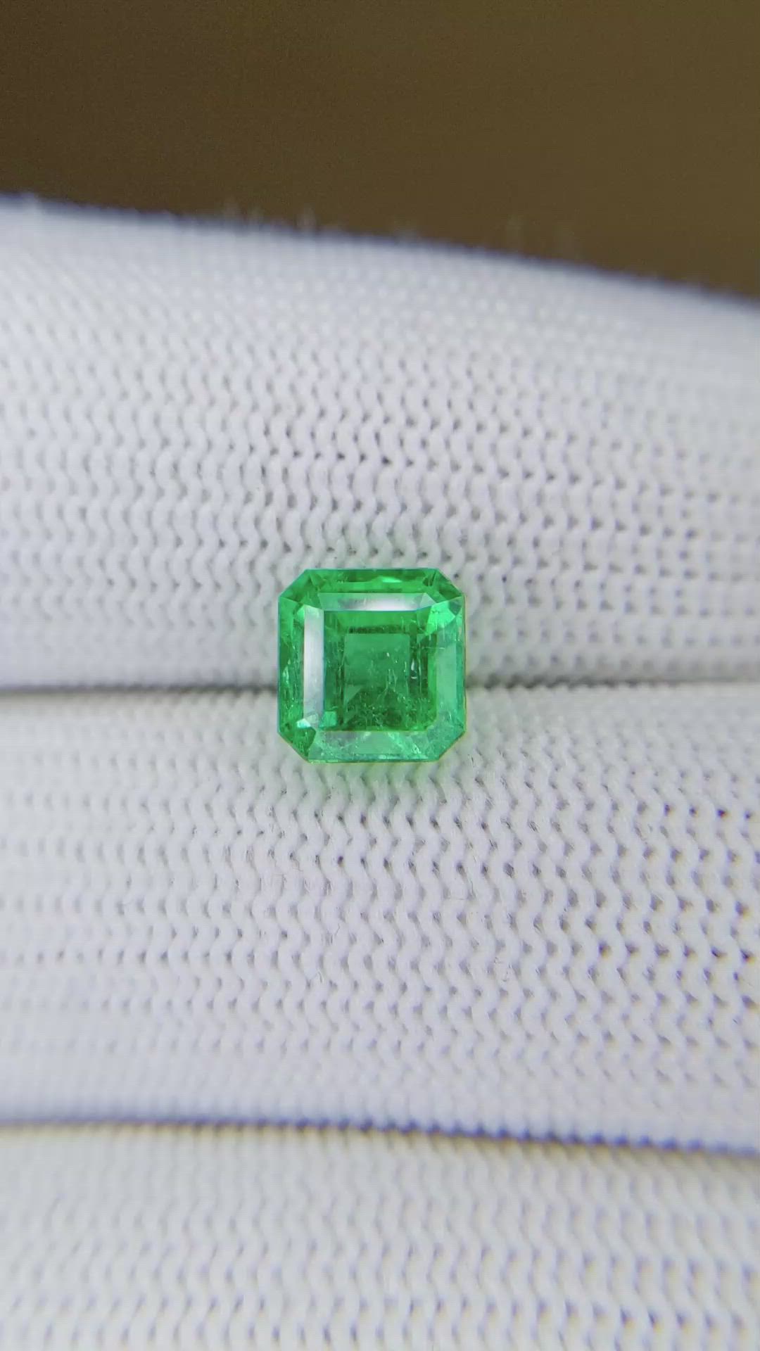 2.27 Ct. Emerald from Colombia Size Video