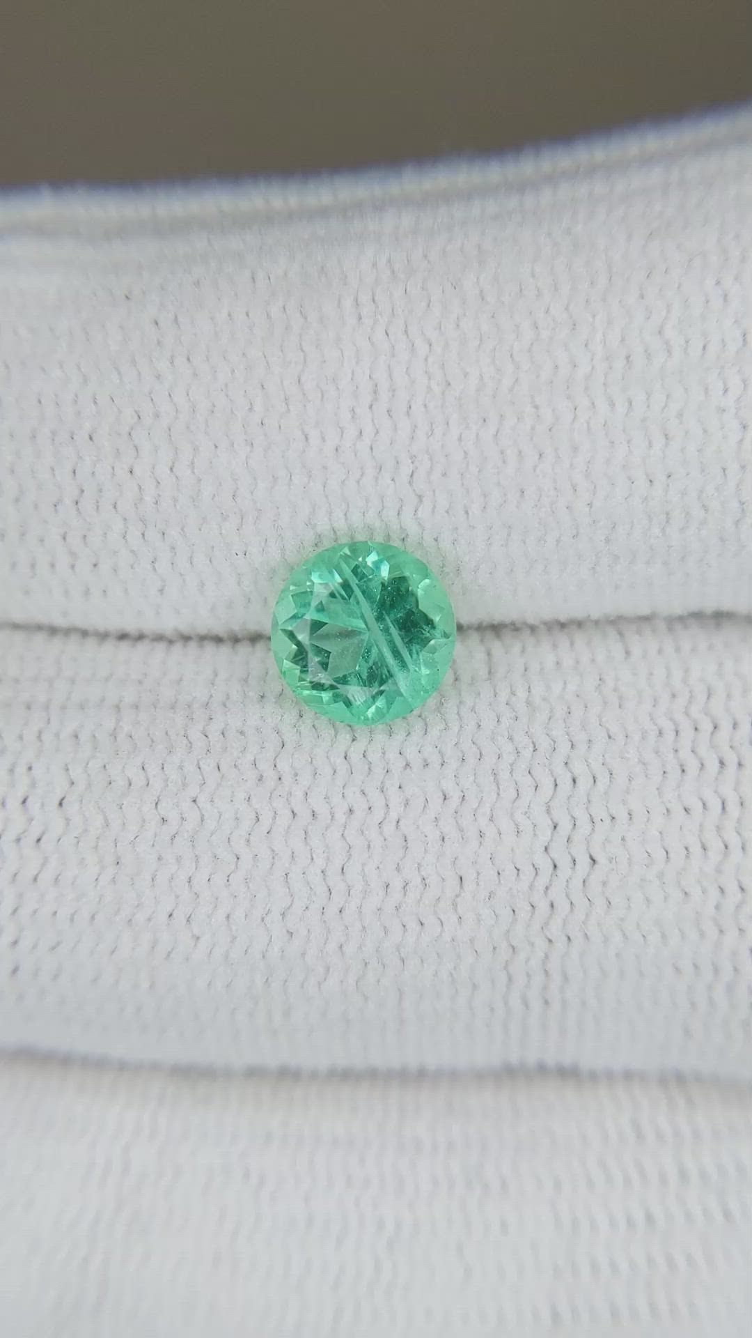 1.16 Ct. Emerald from Russia Size Video