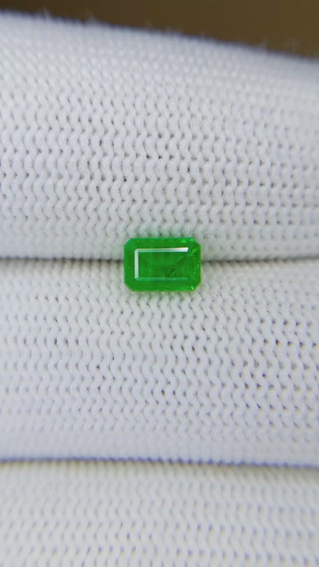 0.71 Ct. Emerald from Afghanistan Size Video