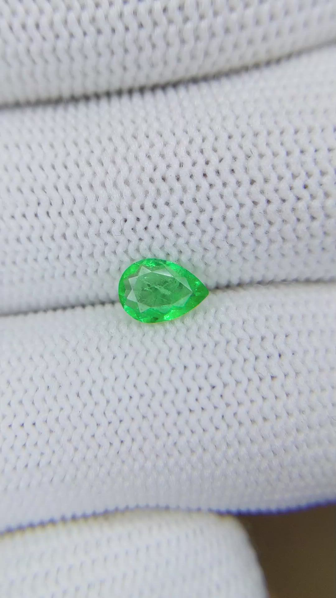 0.43 Ct. Emerald from Colombia Size Video