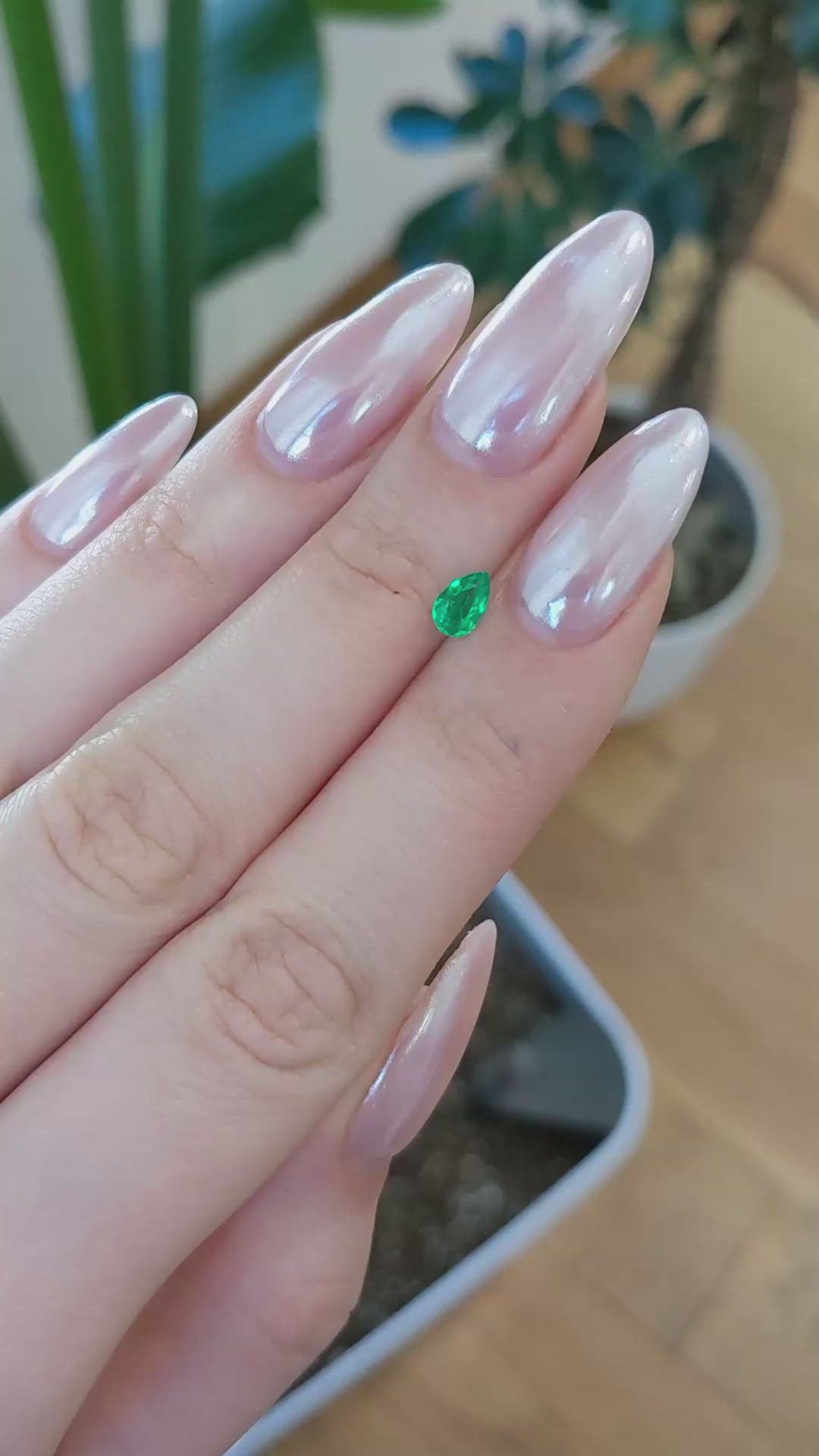 0.30 Ct. Emerald from Colombia Size Video