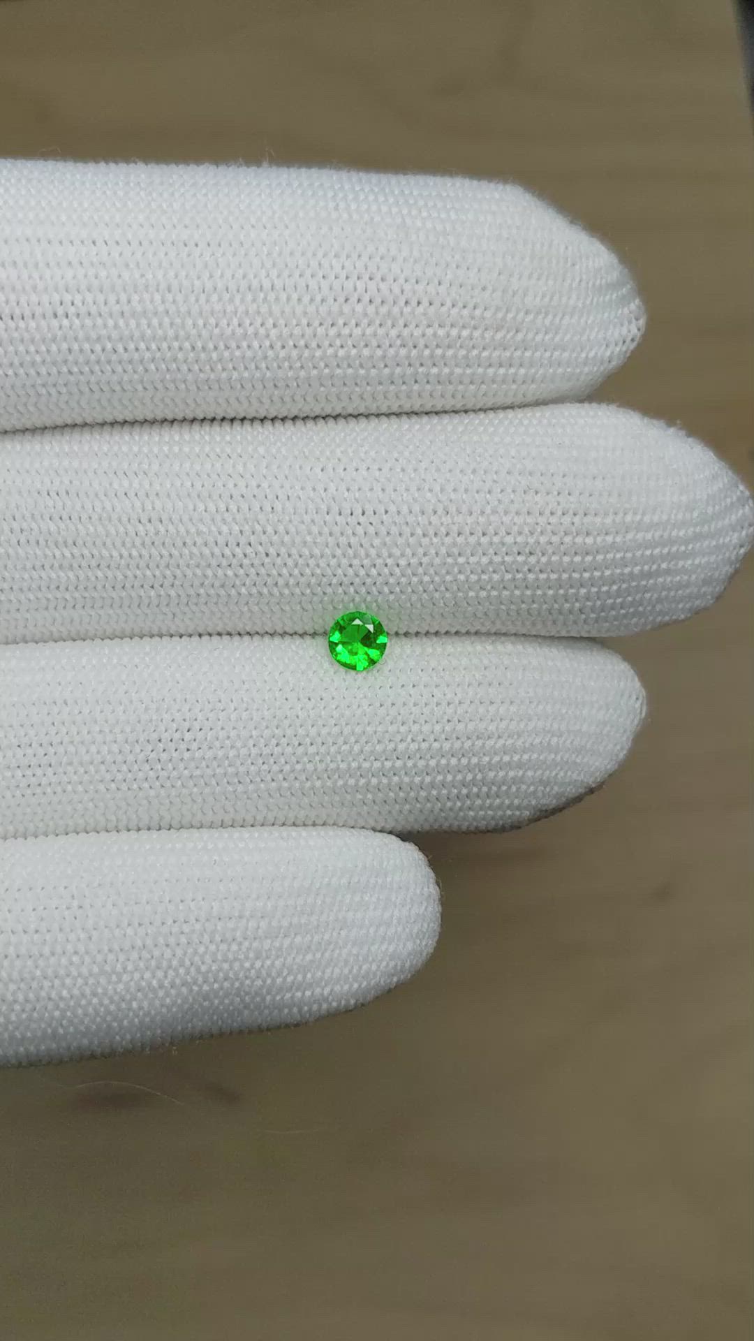 0.27 Ct. Emerald from Afghanistan Size Video