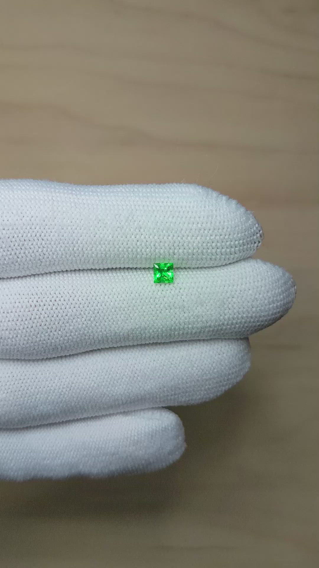 0.21 Ct. Emerald from Afghanistan Size Video