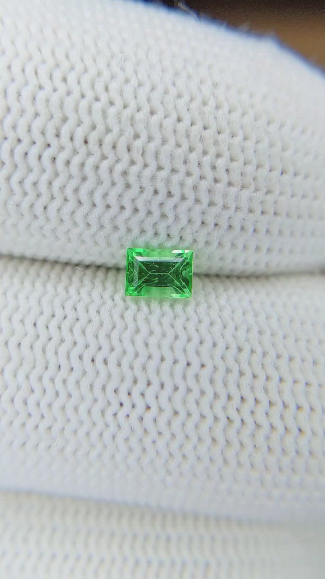 0.32 Ct. Emerald from Afghanistan Size Video