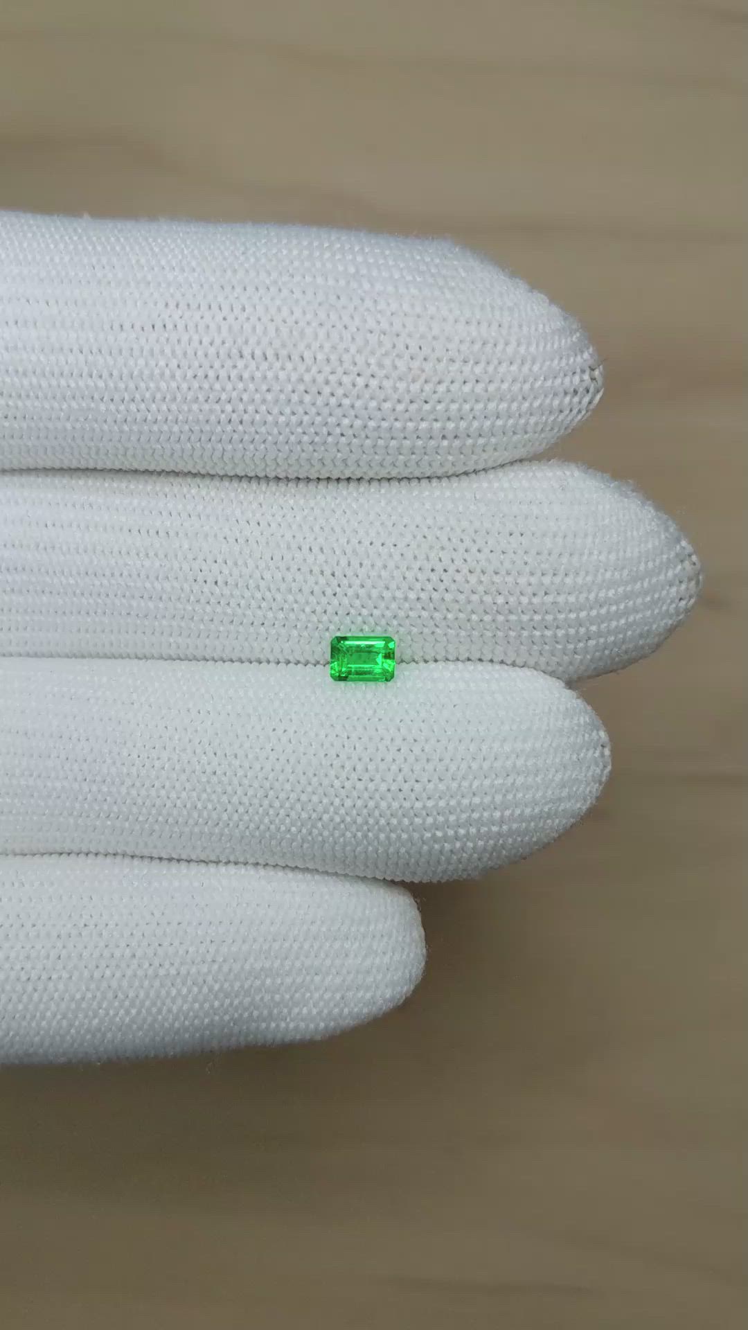 0.30 Ct. Emerald from Afghanistan Size Video