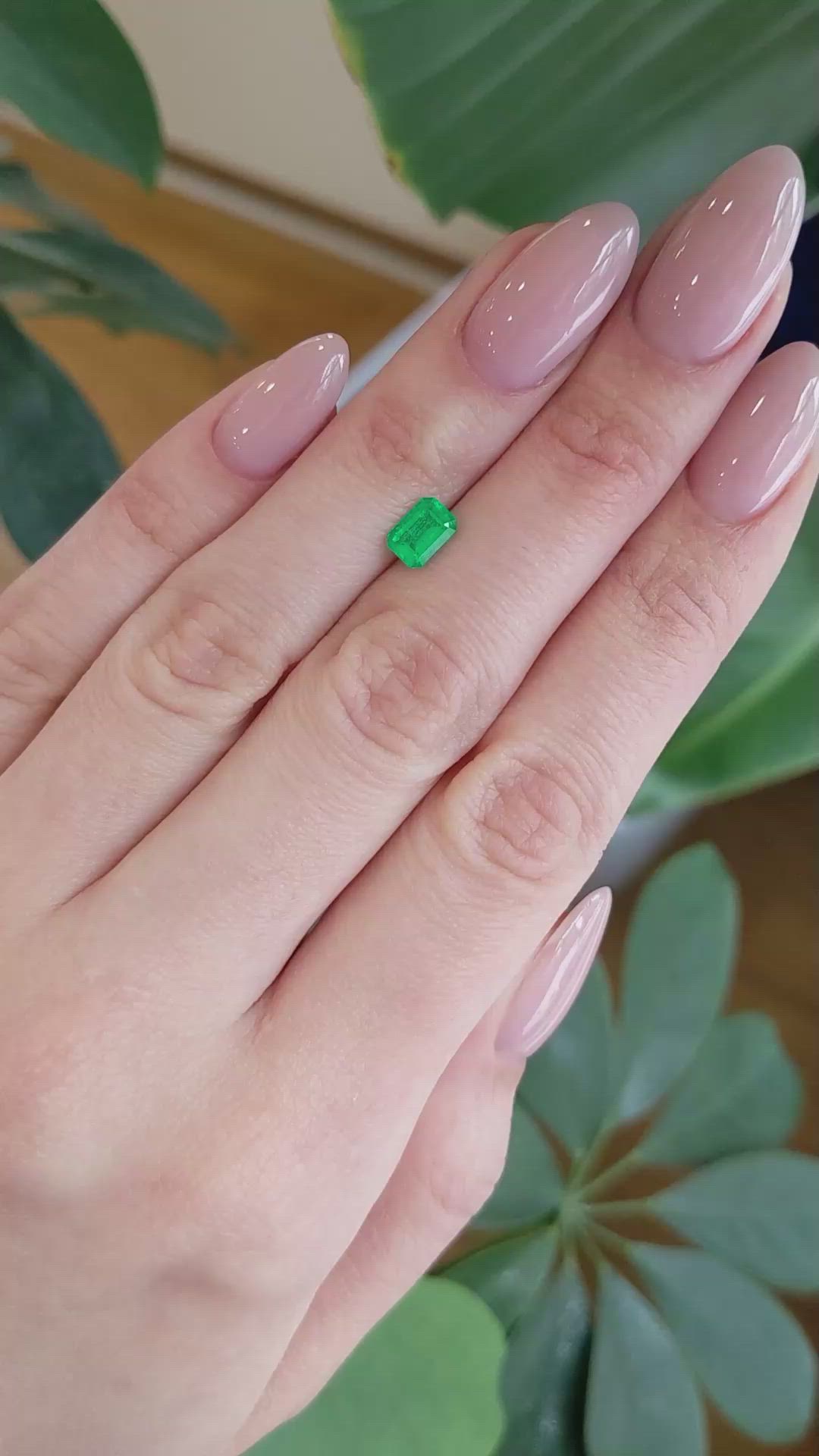 0.73 Ct. Emerald from Afghanistan Size Video