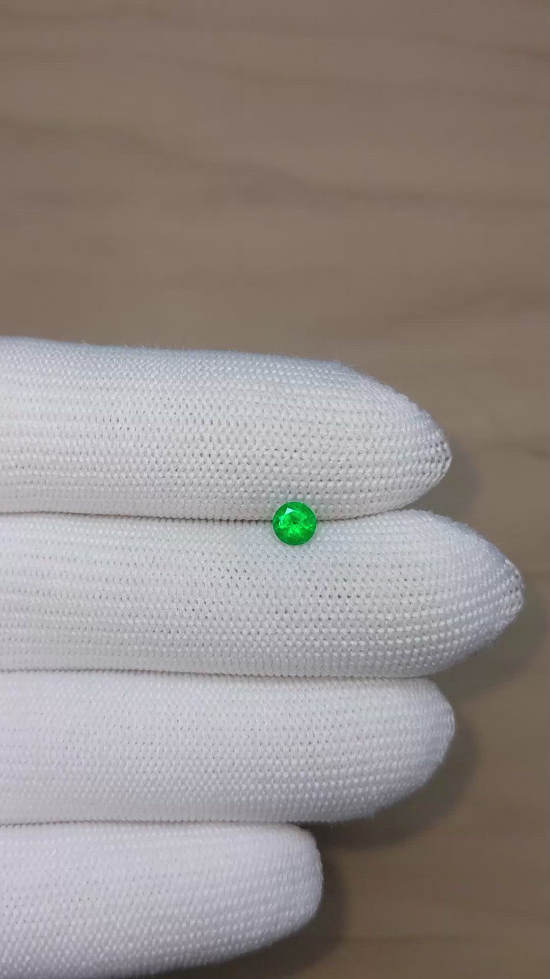 0.35 Ct. Emerald from Afghanistan Size Video