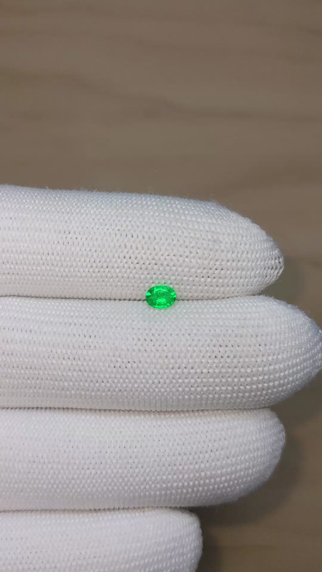 0.25 Ct. Emerald from Afghanistan Size Video