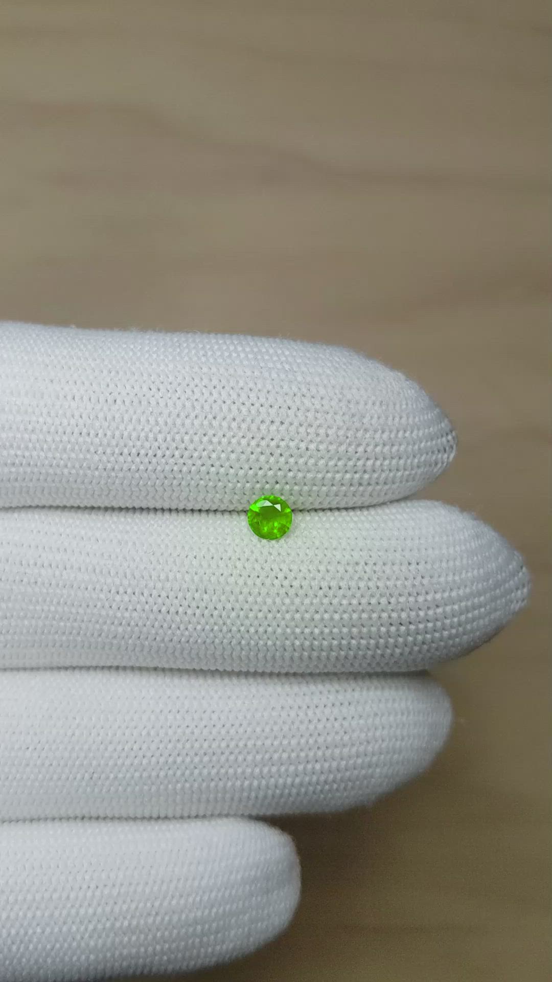 0.26 Ct. Emerald from Afghanistan Size Video