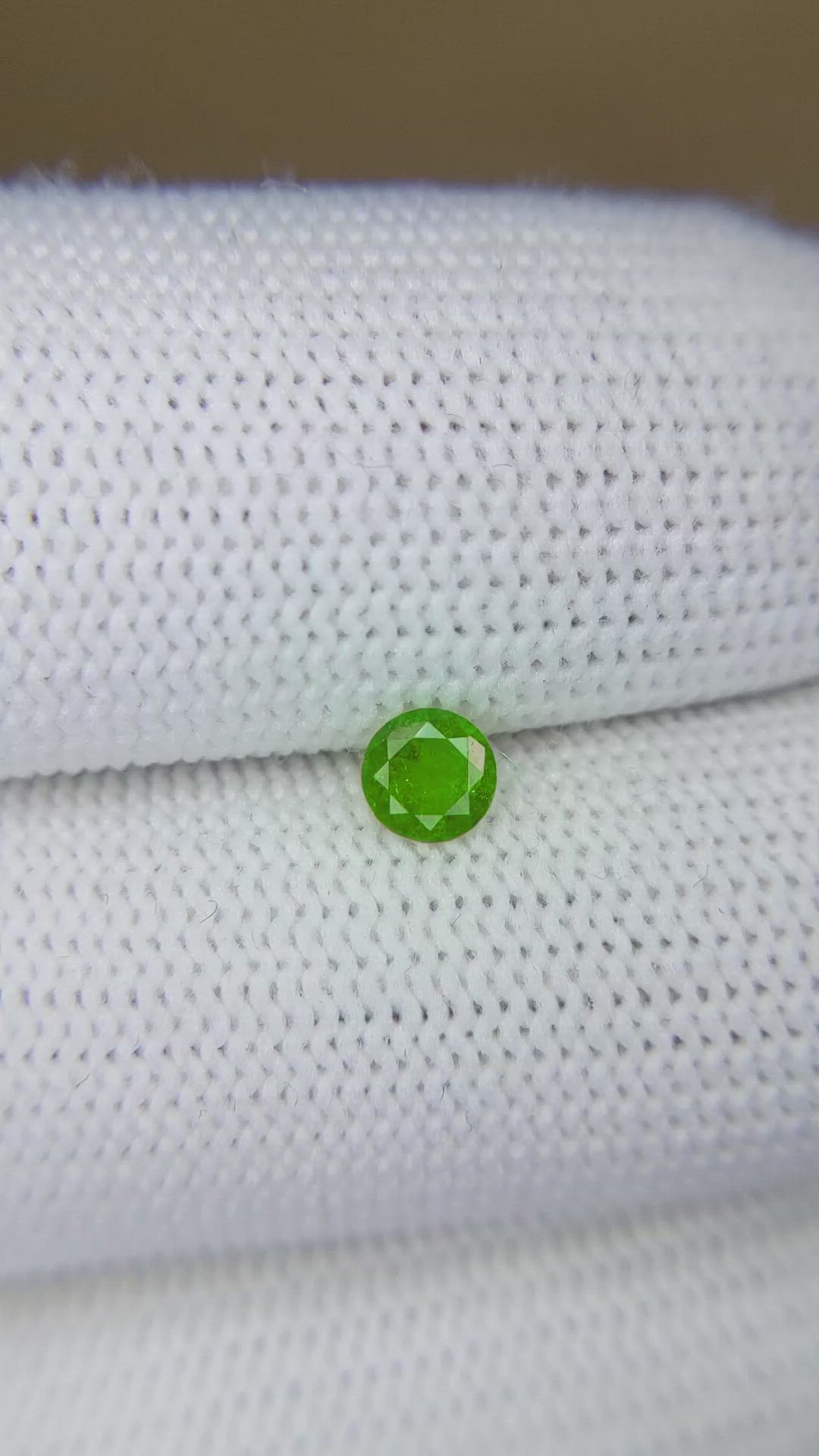 0.26 Ct. Emerald from Afghanistan Size Video