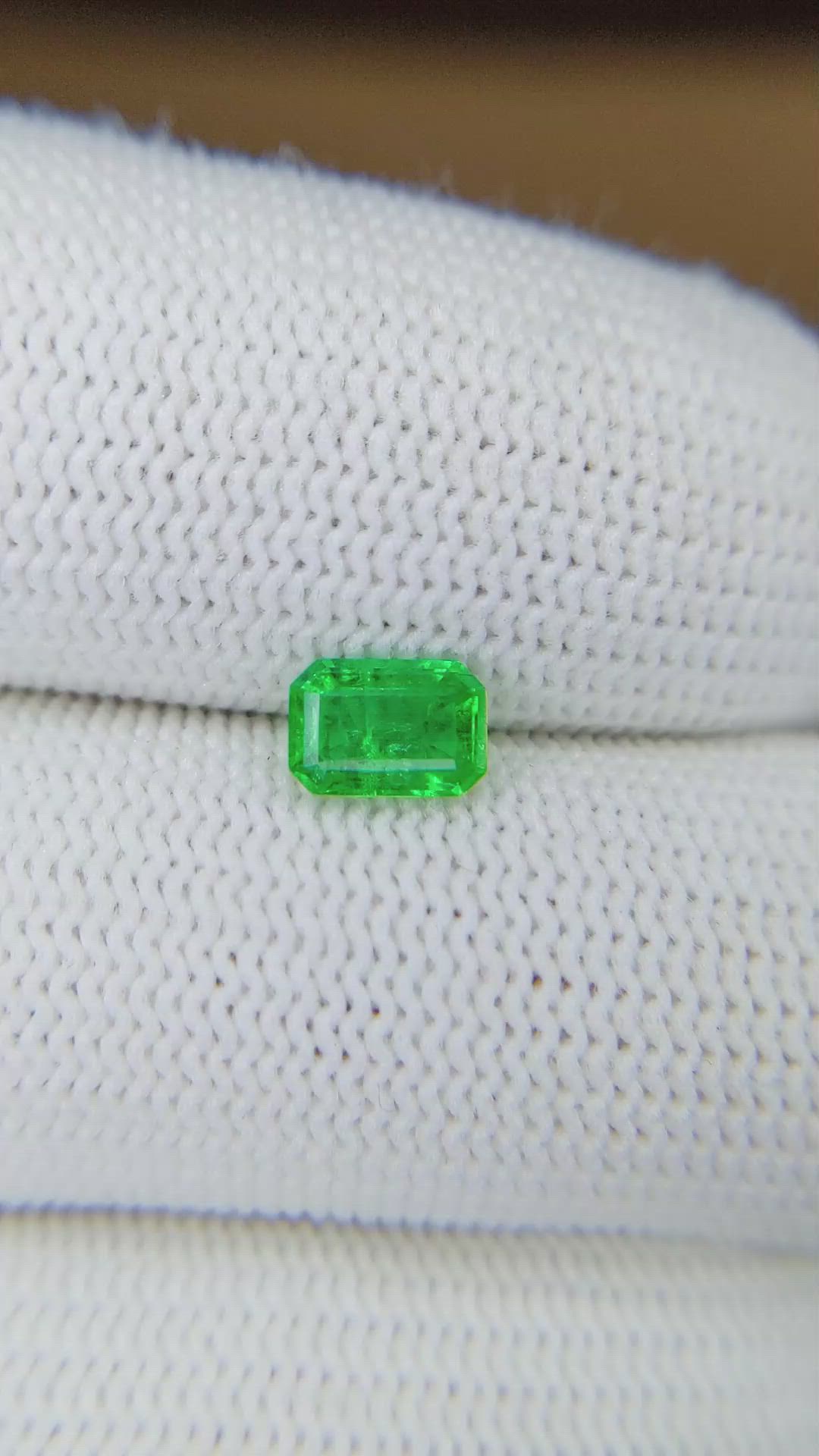 0.78 Ct. Emerald from Afghanistan Size Video
