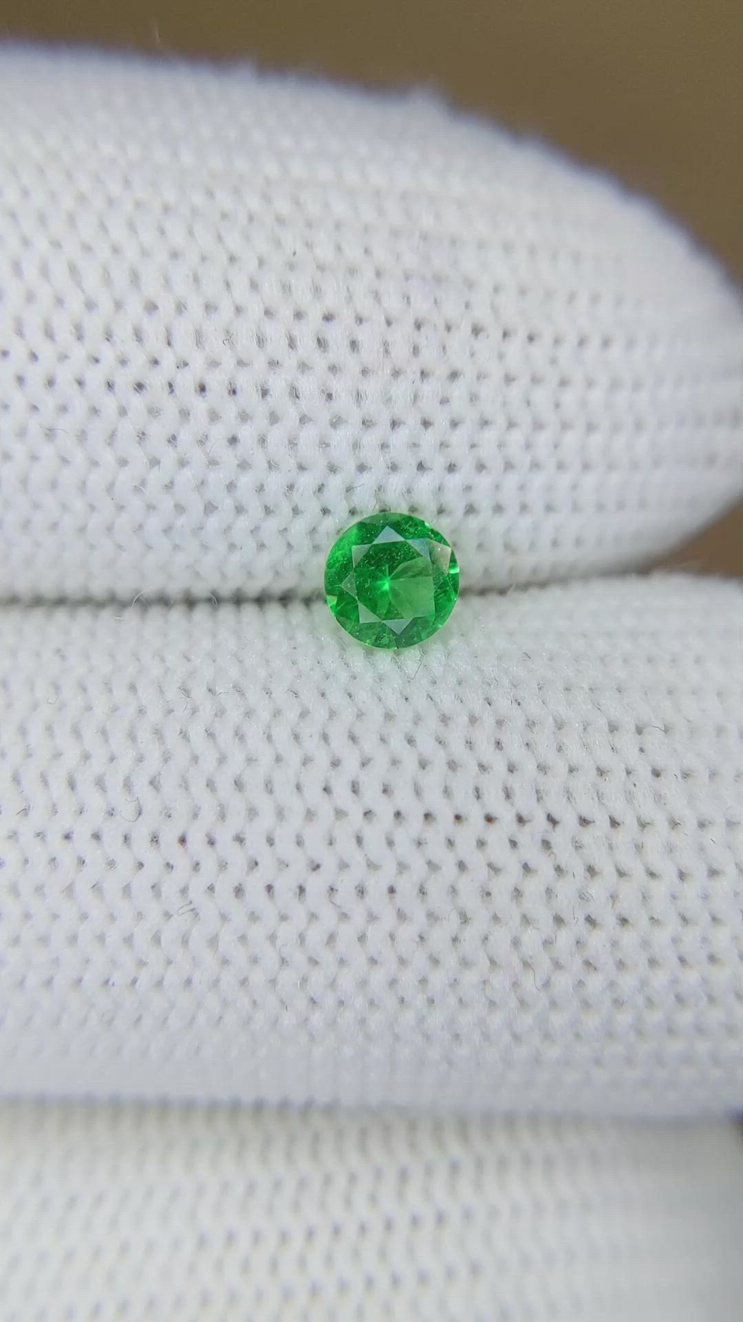 0.32 Ct. Emerald from Afghanistan Size Video