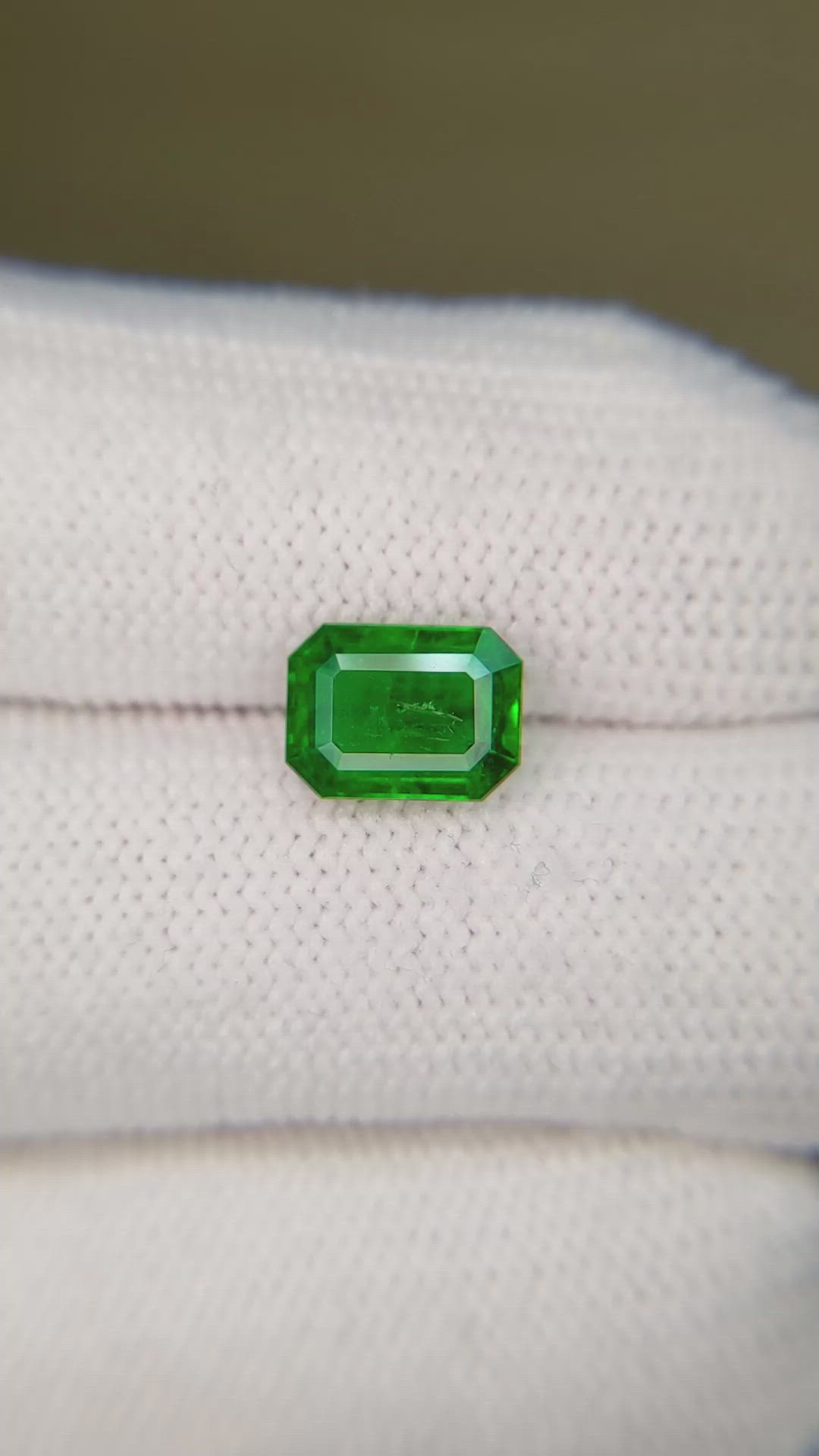 1.72 Ct. Emerald from Zambia Size Video