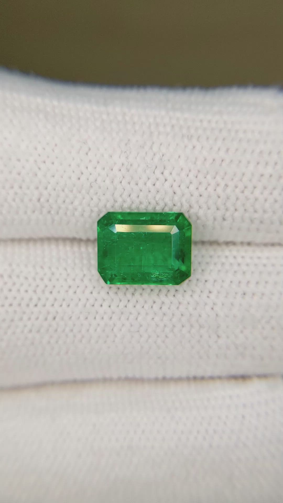 3.14 Ct. Emerald from Afghanistan Size Video