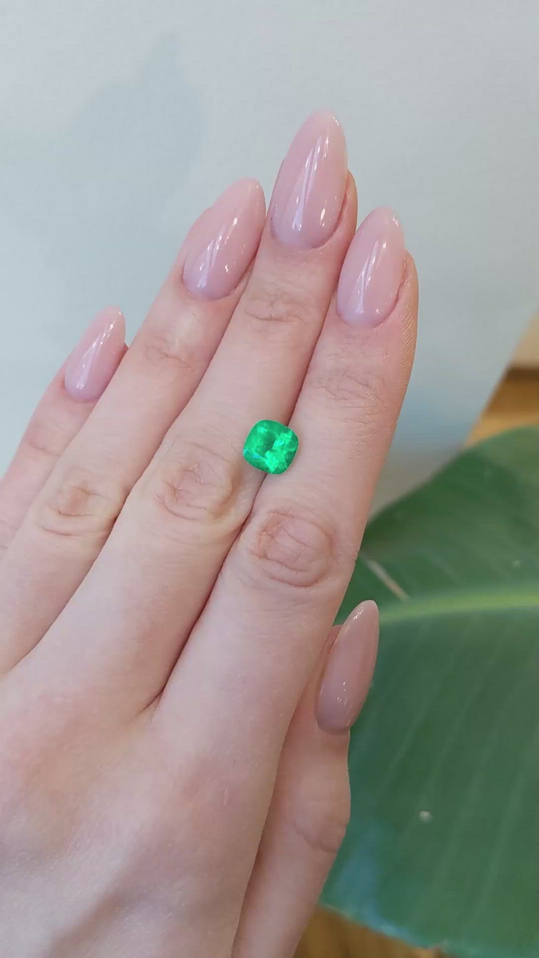 2.06 Ct. Emerald from Colombia Size Video