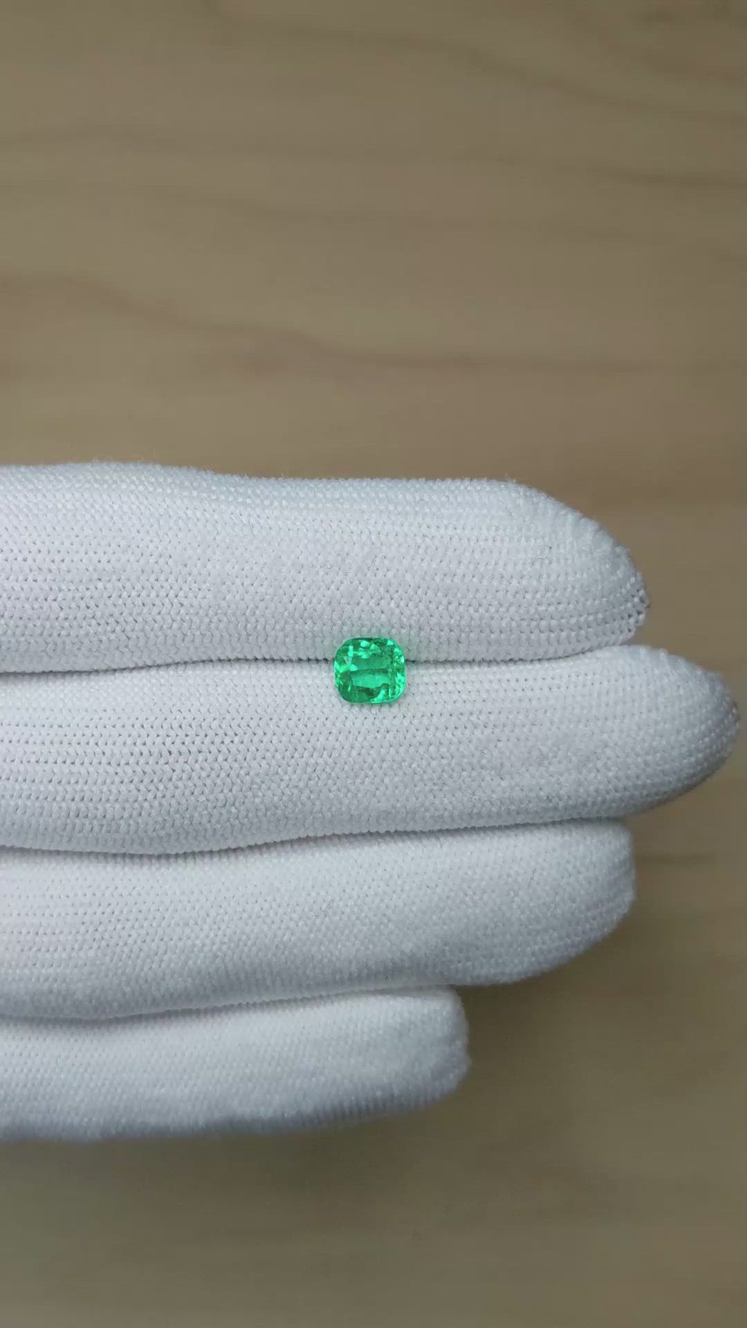 1.06 Ct. Emerald from Colombia Size Video
