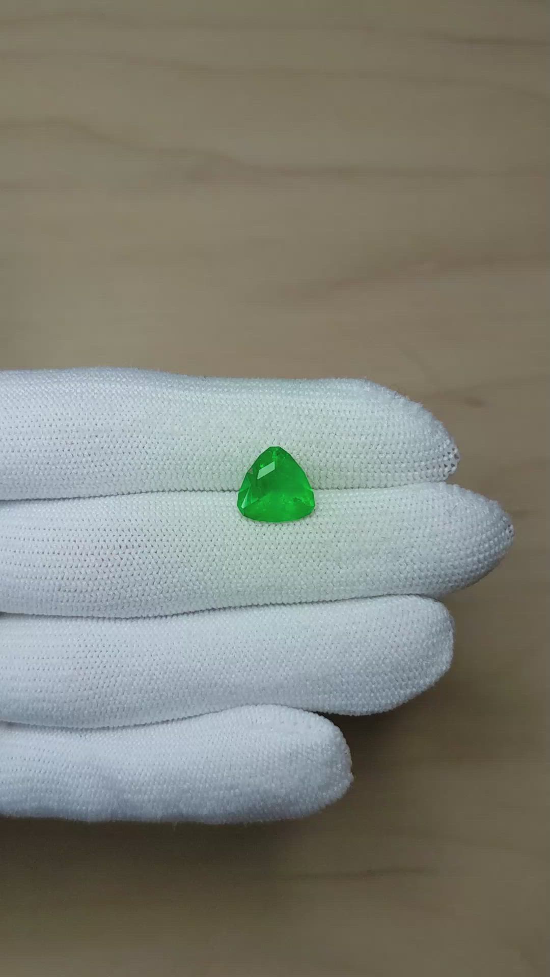 3.10 Ct. Emerald from Afghanistan Size Video