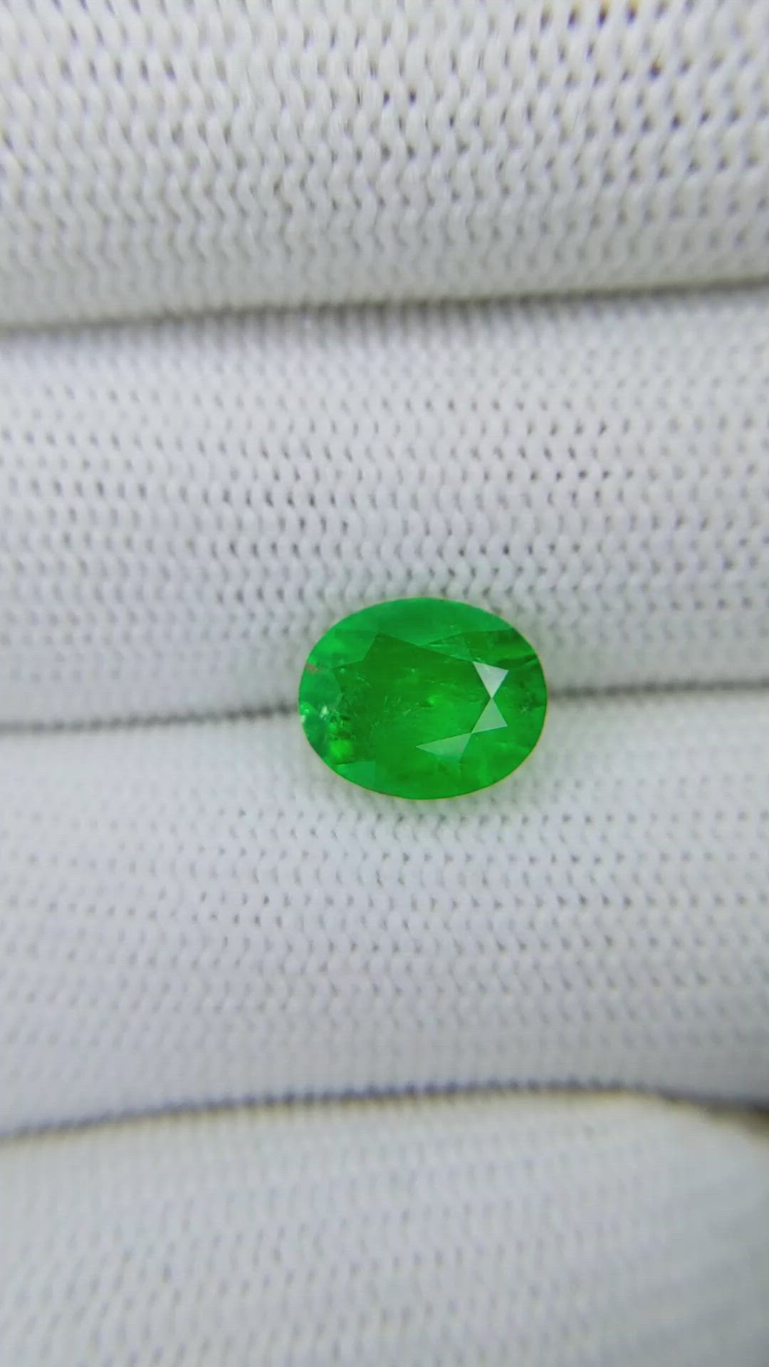 2.52 Ct. Emerald from Afghanistan Size Video