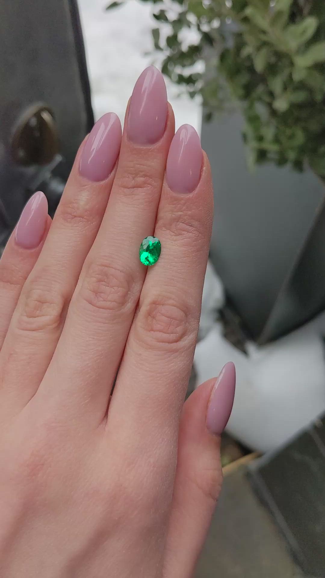 1.22 Ct. Emerald from Colombia - Muzo Size Video